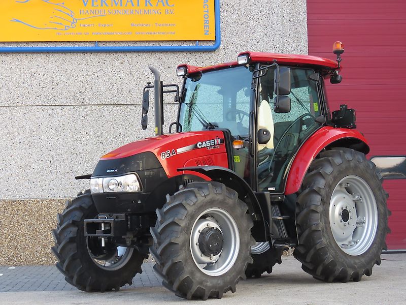 Case IH Farmall 85A