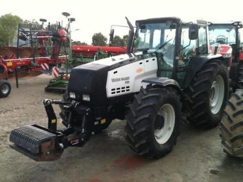 Valtra 8450