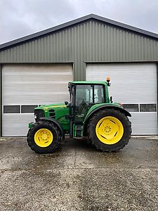 John Deere 6330