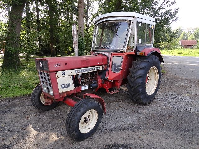 IHC 644
