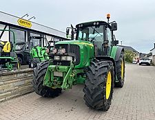 John Deere 6820