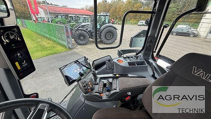 Valtra Q 285 1A9