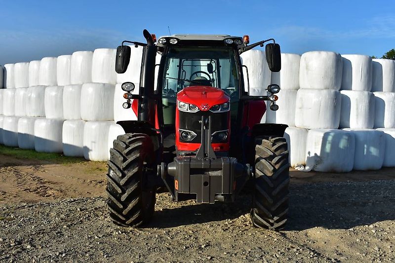 Massey Ferguson 6713