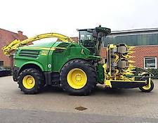 John Deere 8600