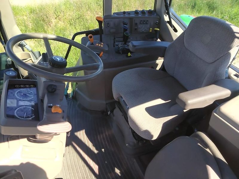 John Deere 6175 M