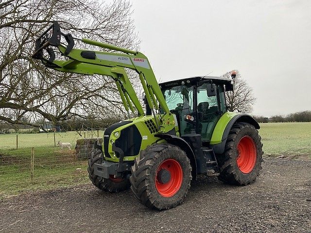 Claas Arion 620