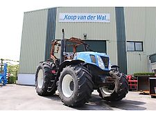 New Holland T7030