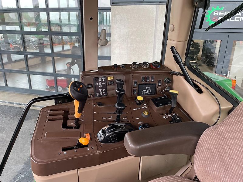 John Deere 6910S mit TLS + Power-Quad in Top-Zustand