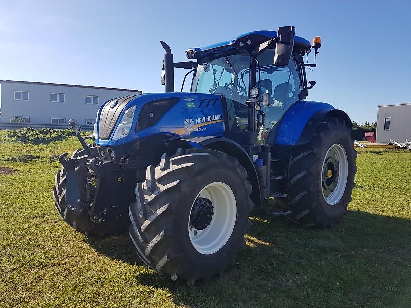 New Holland T7.270