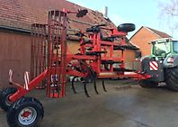 Horsch Terrano 5FX mit Keilring und Stabwalze Horsch Terrano 5FX mit Keilring und Stabwalze