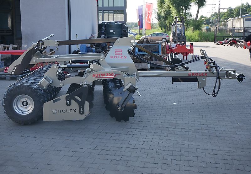 MD Rol-Ex Scheibenegge mit Hitch und Reifenpacker 2,5m - 4,0m AUTW