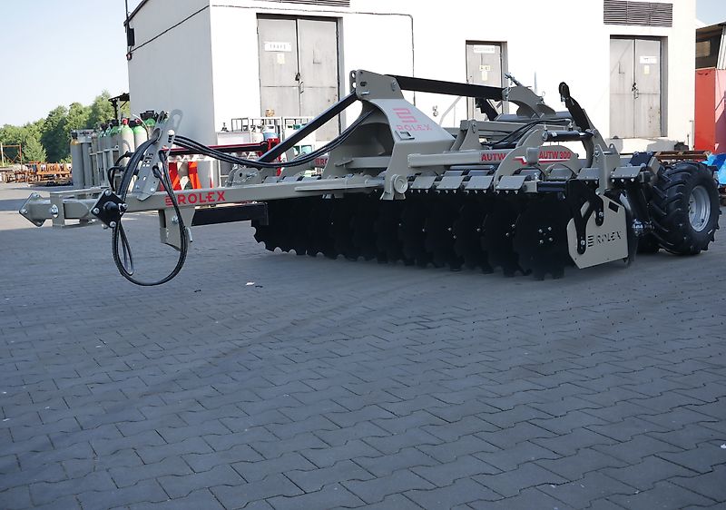 MD Rol-Ex Scheibenegge mit Hitch und Reifenpacker 2,5m - 4,0m AUTW