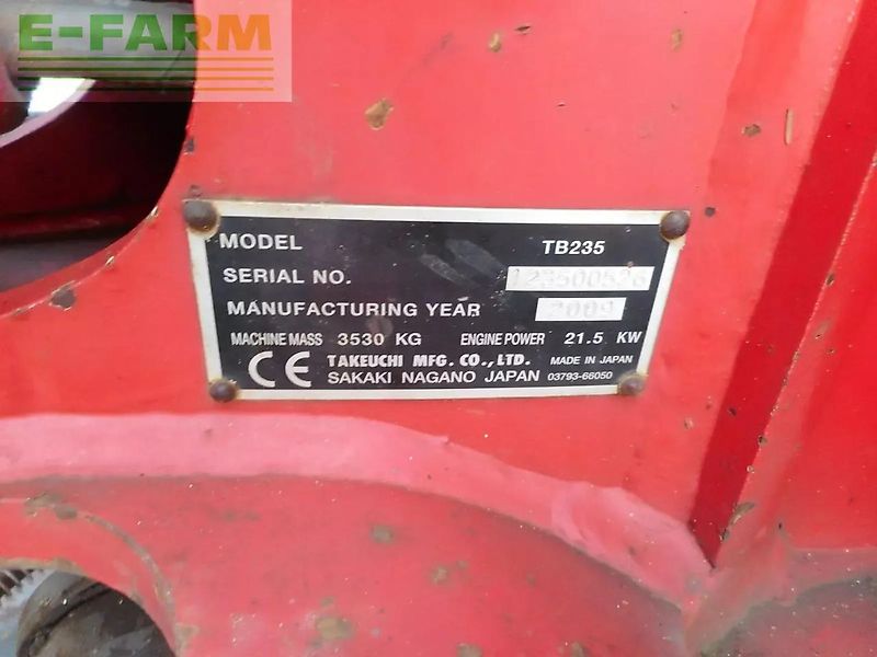 Takeuchi tb 235 ( 3.530kg ) hydr. sw + 3 löffel