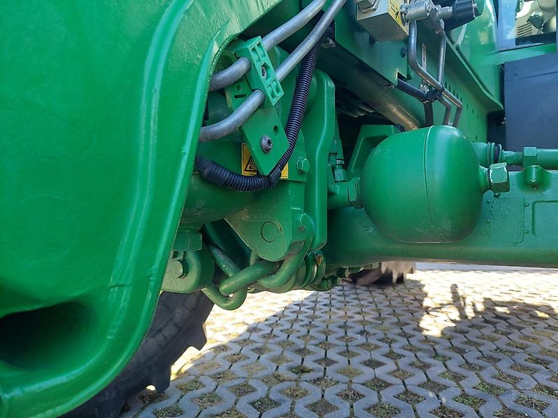 John Deere 6155M