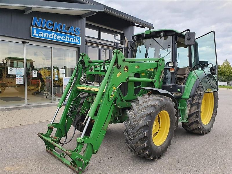 John Deere 6330