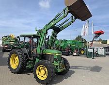 John Deere 2850