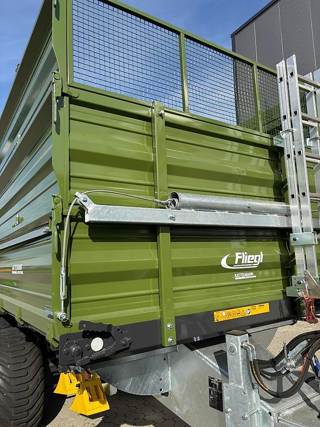 Fliegl TDK 160 FOX Dreiseitenkipper / Mulde