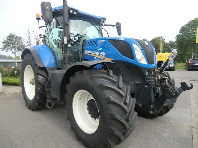 New Holland T7.270