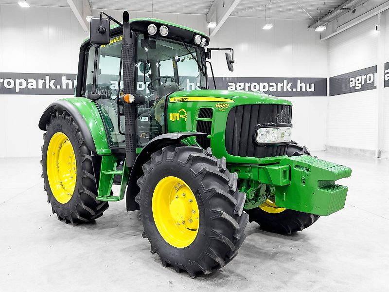 John Deere 6330 Premium tractor, PowerQuad 40 km/h, TLS, air brakes, Command Center
