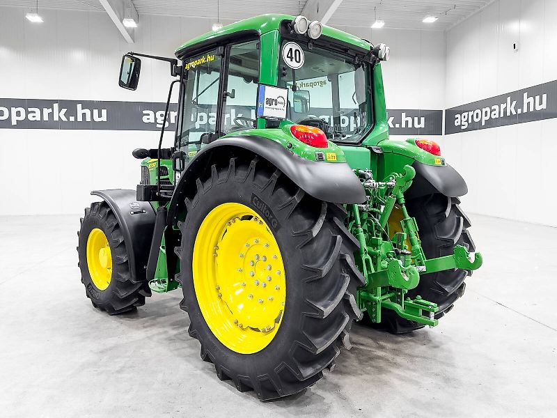 John Deere 6330 Premium tractor, PowerQuad 40 km/h, TLS, air brakes, Command Center