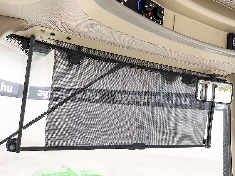 John Deere 6330 Premium tractor, PowerQuad 40 km/h, TLS, air brakes, Command Center