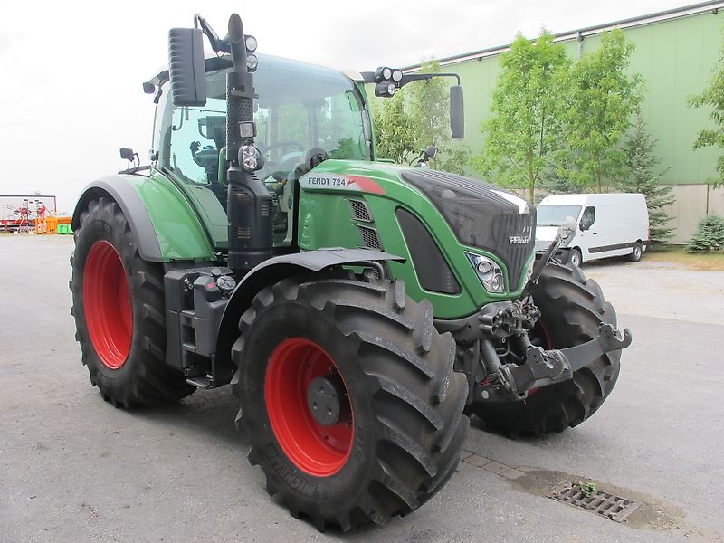 Fendt 724