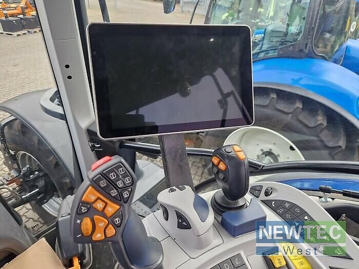 New Holland T 7.300 AUTO COMMAND PLM