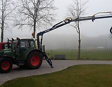 Fortsttechnik Sägespalter Bündelgerät Kegelspalter Holzspalter Seilwinden Verladezangen Rückezangen Bagger