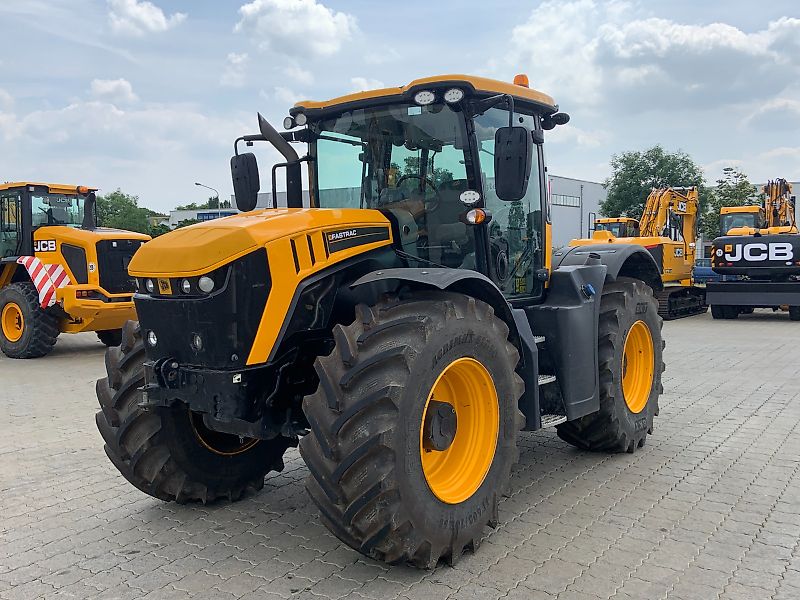 JCB Fastrac 4220