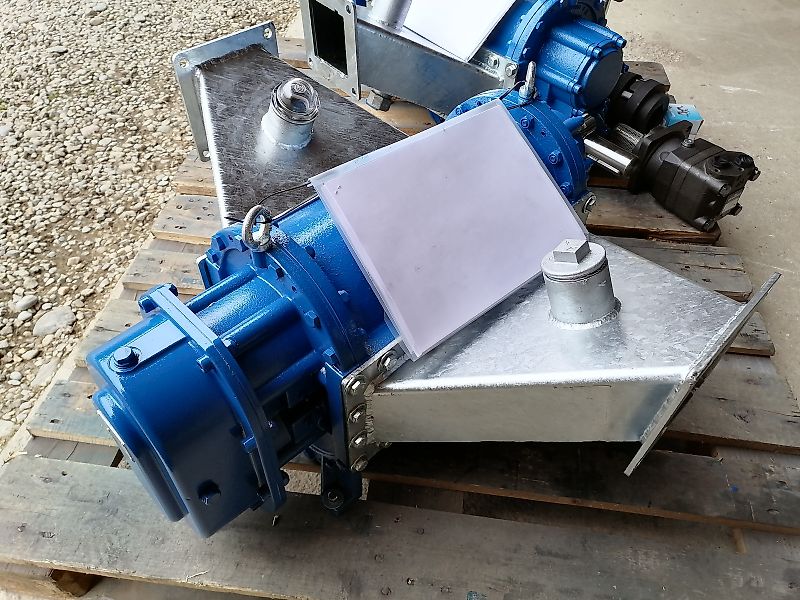 NEU Hofer !! Drehkolbenpumpe 5 m3 !! - Zapfwellenantrieb - Ölantrieb - Steinfangkasten - Güllepumpe Güllezubringer Zubringer Güllefass Güllewagen Biogas Pumpstation Pumpe Schleppschlauch Schleppschuhverte Drehkolbenpumpe