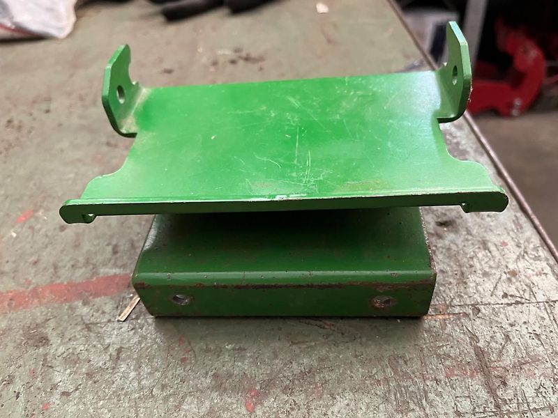 John Deere Halterung für Bedienterminal, verschiedene Ausführungen, Stückpreis