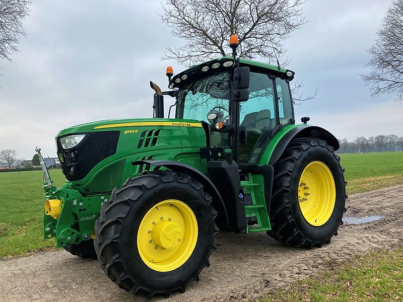 John Deere 6145R