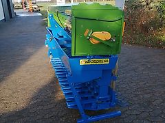 Vredo Vredo Köckerling Herbamat 315 cm Systemarbeitsbreite Reihenabstand 8,3 cm mit Schlitzmesser & Andruckfinger zur Saatkornfixierung in der freigeräumtem ca. 2 cm breiten Saatrille nicht Systemvergleichbar mit Schlitzdrille von Vredo Bütje Eurogreen Einböck