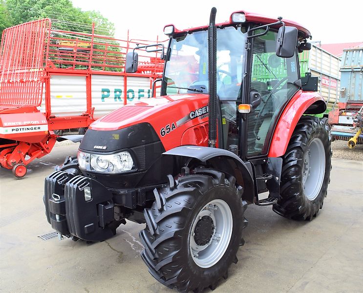 Case IH Farmall 65A