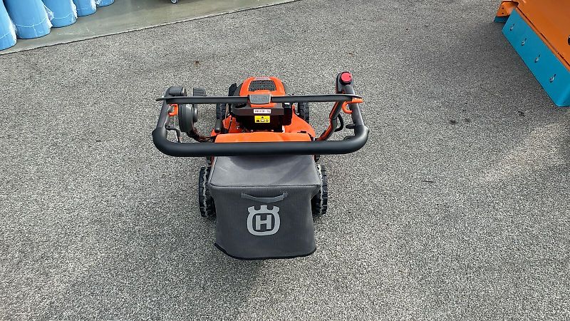 Husqvarna LC 353VE