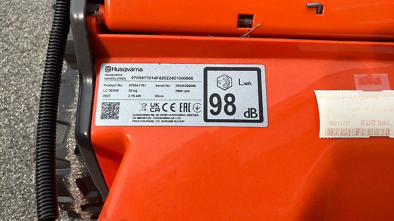 Husqvarna LC 353VE