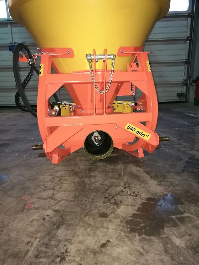 Pronar PS-250M Sand-/ Salzstreuer