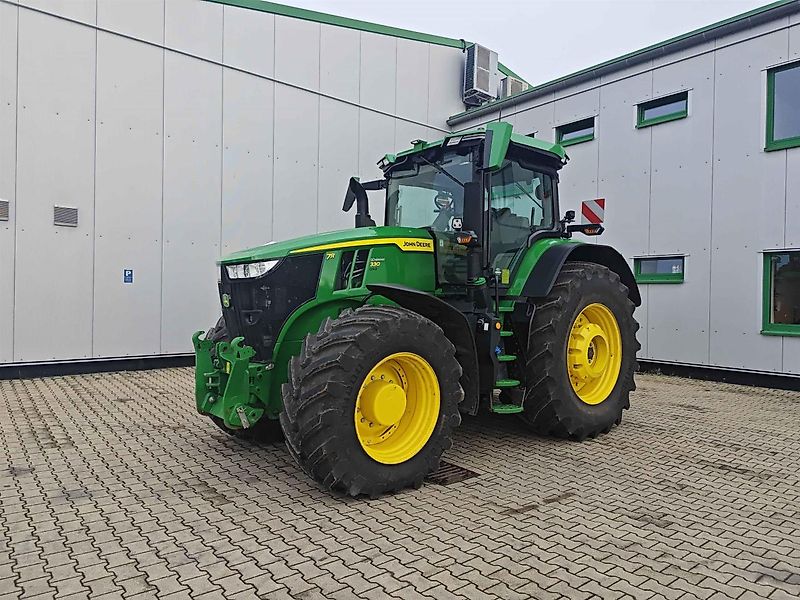 John Deere 7R 330