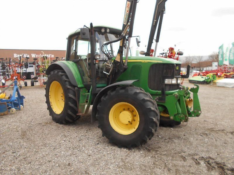 John Deere 6620