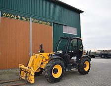 JCB 531-70, neue Reifen