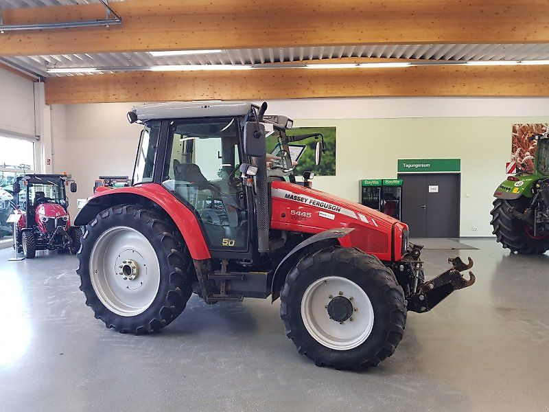 Massey Ferguson 5445