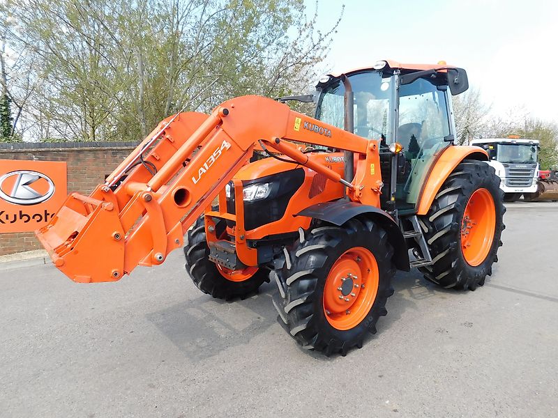 Kubota M9960