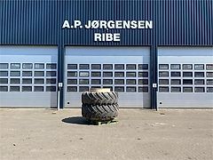 Kleber 620/70R42 8 låse medfølger