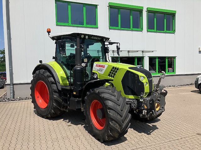Claas Arion 660
