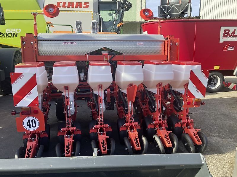 Maschio MAGA R6 ROWS MIT DÜNGERSTREUER
