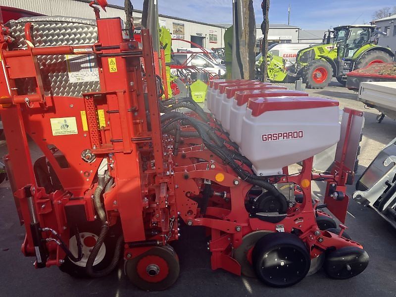 Maschio MAGA R6 ROWS MIT DÜNGERSTREUER