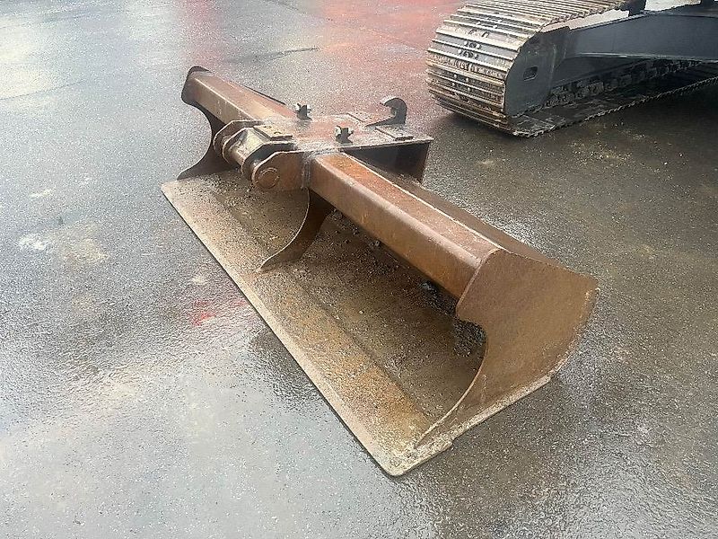 Doosan DX 235 LCR / Engcon, 3 kauhaa, Rasvari