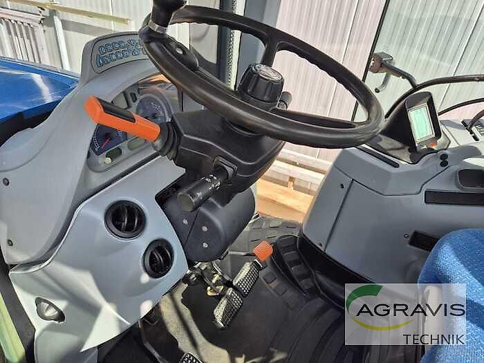 New Holland T 6090 PC