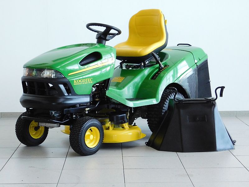 John Deere LR135 Rasenmäher/Aufsitzrasenmäher Gebraucht in 59269 Beckum