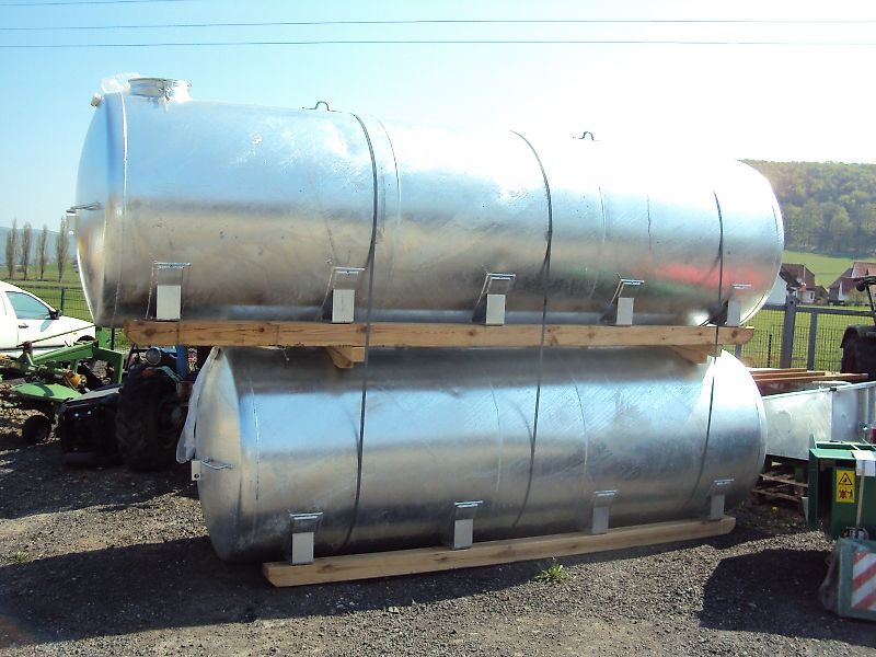 AGRITECH Wasserfass 6000 Liter , verzinkt , Weidefass